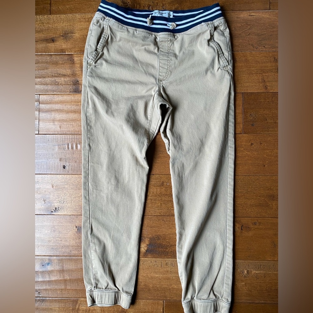 Abercrombie Kids Khaki Joggers - Size (15/16)